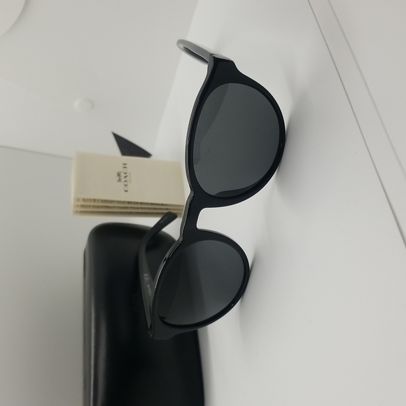 Coach Whyte Round Sunglasses & Case (Set) - Picture 5 of 6